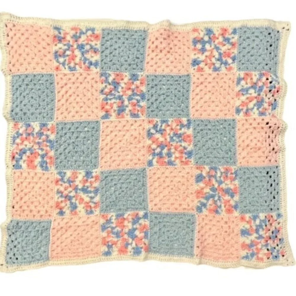🎉PRICE REDUCED🎉 VTG Handmade‎ Afghan Blanket PINK BLUE Crochet Throw 42